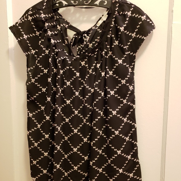 LC Lauren Conrad Tops - Cap sleeved blouse